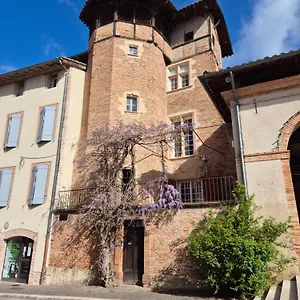  Hébergement de vacances La Tour Du Griffoul